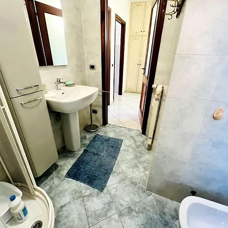 Pascoli 12 - * Σαν Ρέμο