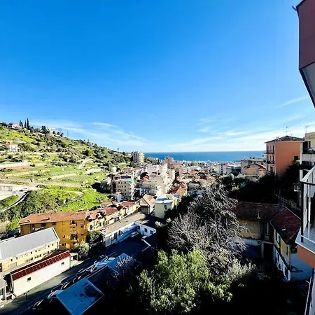 Pascoli 12 - * San Remo