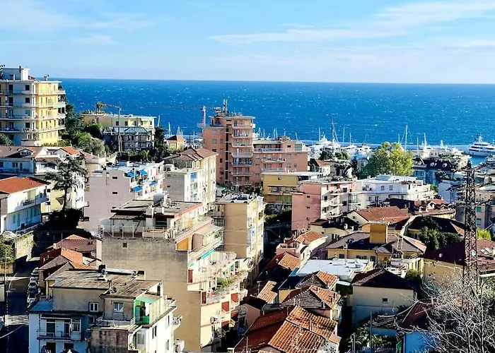 Pascoli 12 - Appartement *